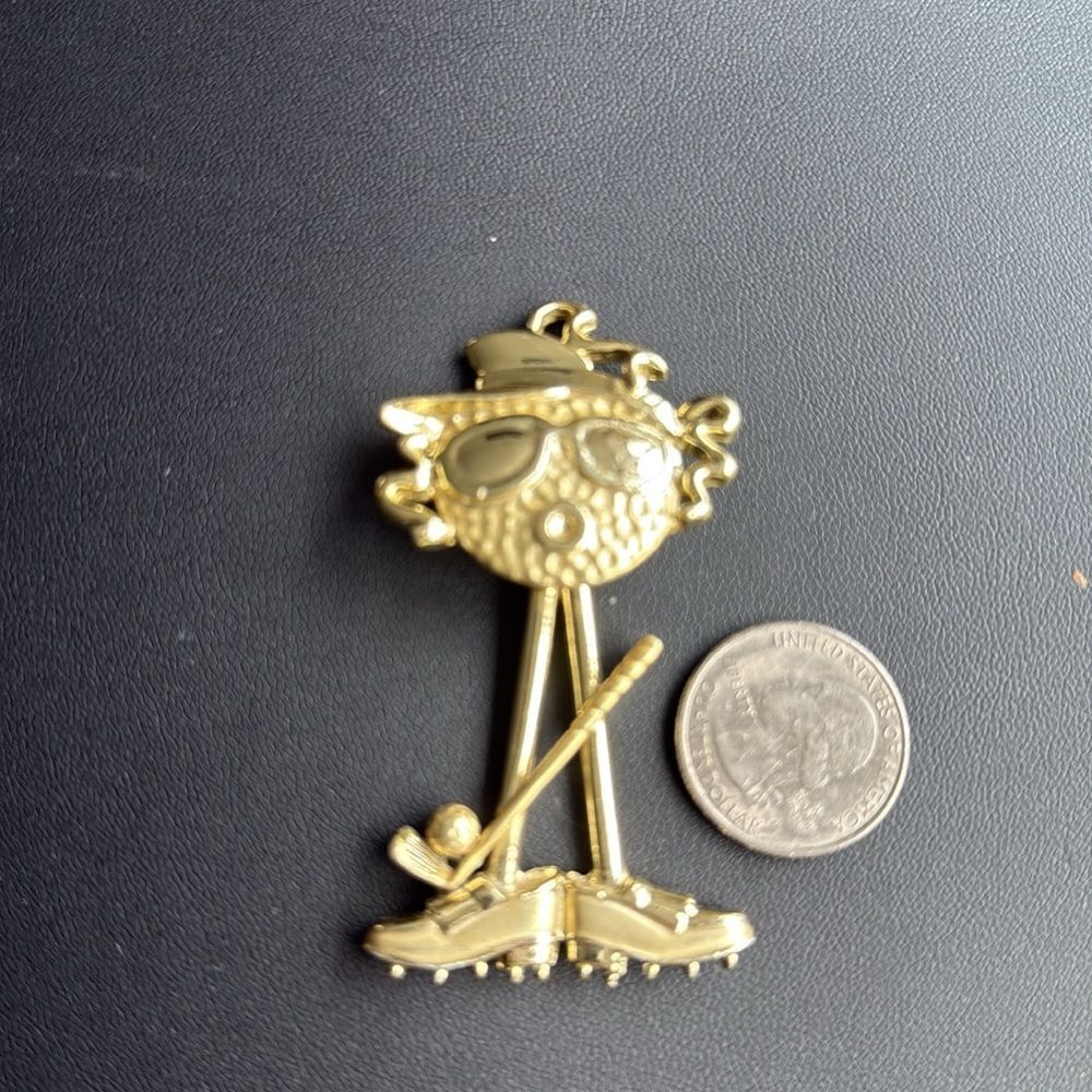 AJC Signed Articulating Gold Tone Vintage Lady Golfer Brooch. - Picture 4 of 7